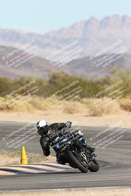 media/Nov-16-2025-Race Pace (Sun) [[8c5fa54630]]/Non Verified Riders (1st 20 Minutes)/2-Turn 10 (1010am)/